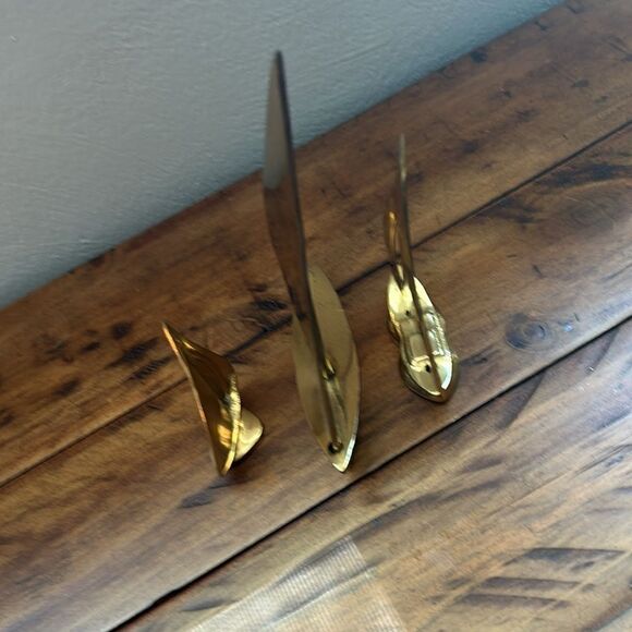 Vintage Mid-century modern brass sailboats 3 total. - Picture 6 of 13